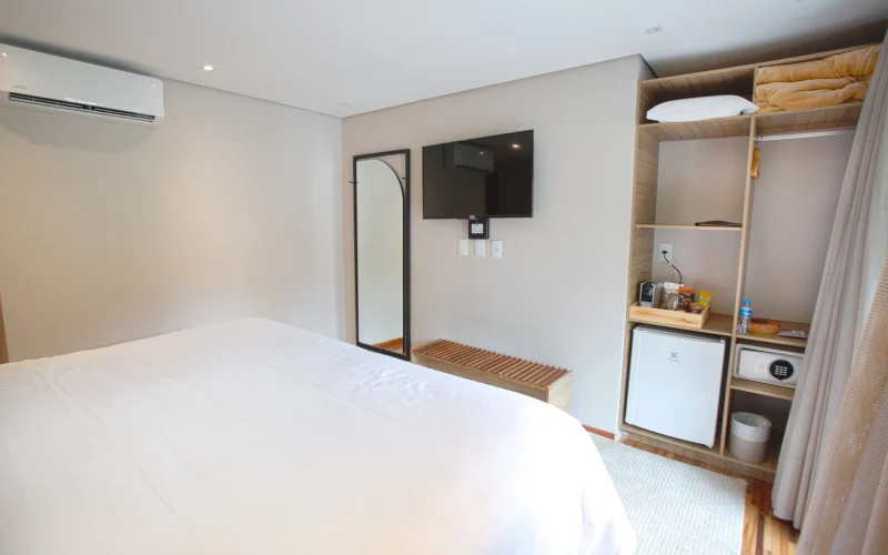 Suite 141 standard (2)