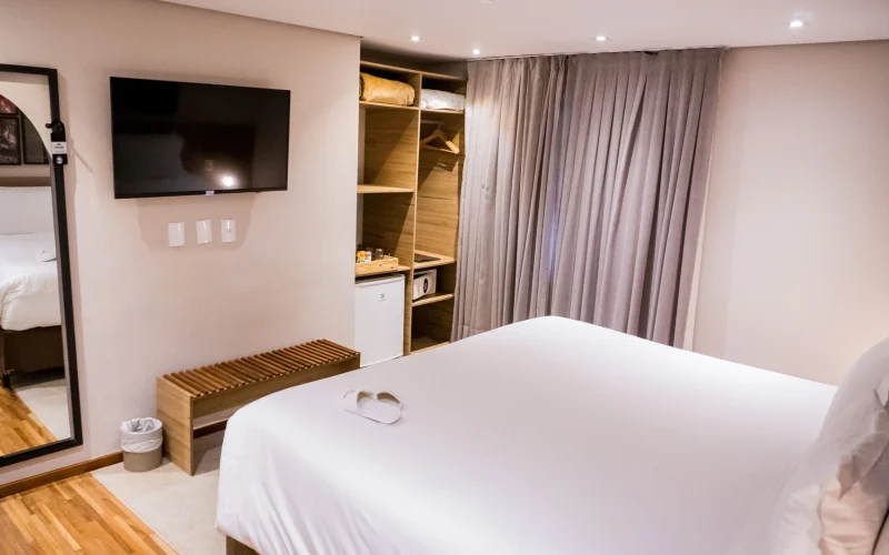 Suite 141 standard (8)